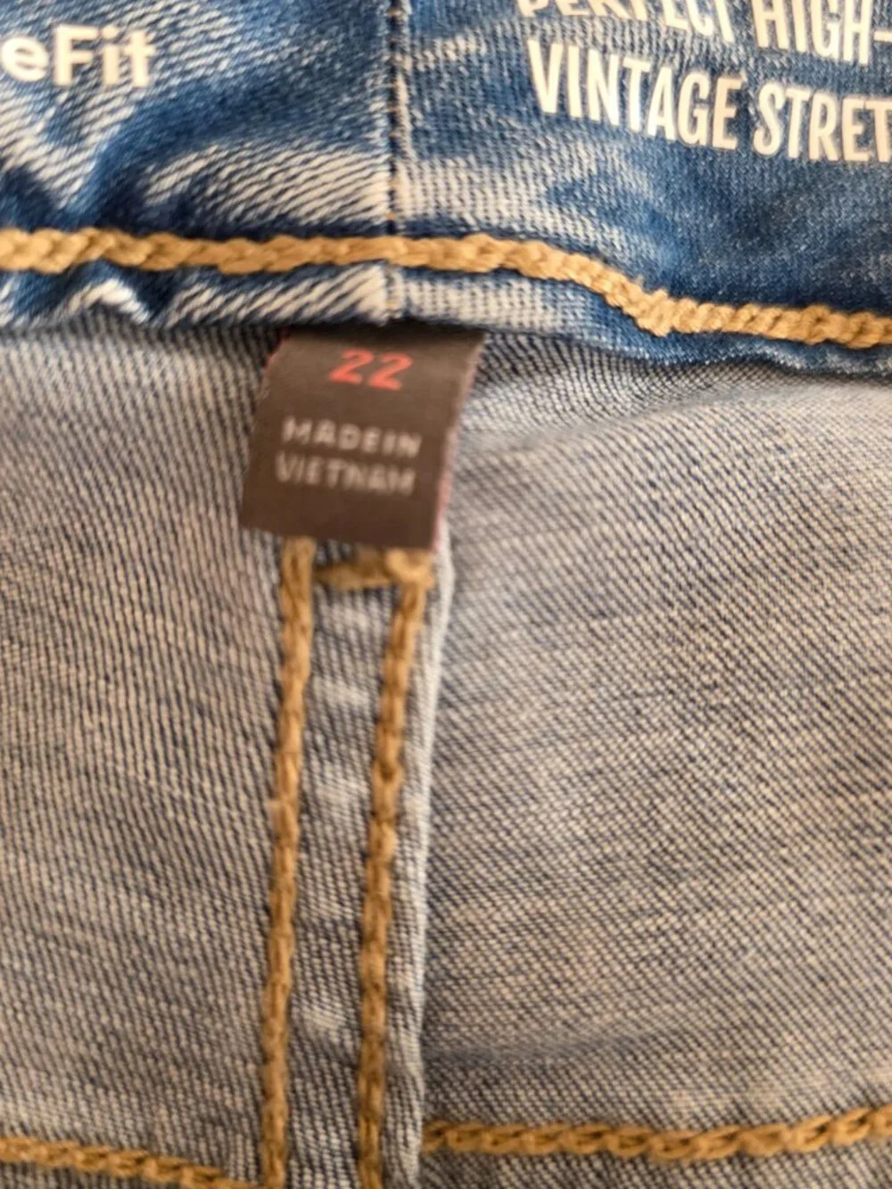 Torrid Perfect High Rise Bermuda Denim Jean Shorts Women's Size 22 Light Wash